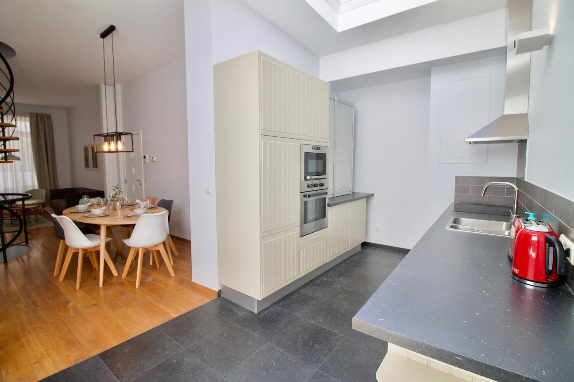 Heart Of Grand Place - Stunning 3Br Triplex Brussels Exterior photo
