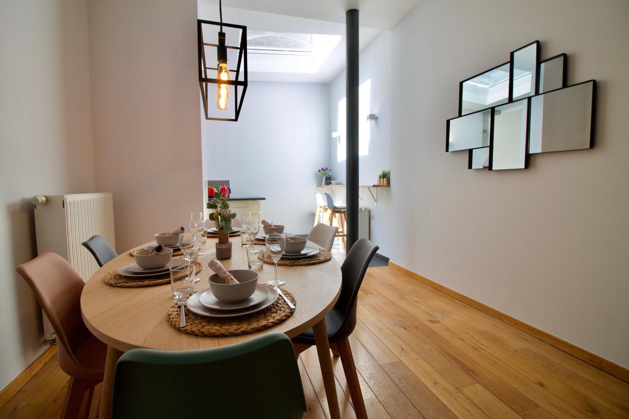 Heart Of Grand Place - Stunning 3Br Triplex Brussels Exterior photo
